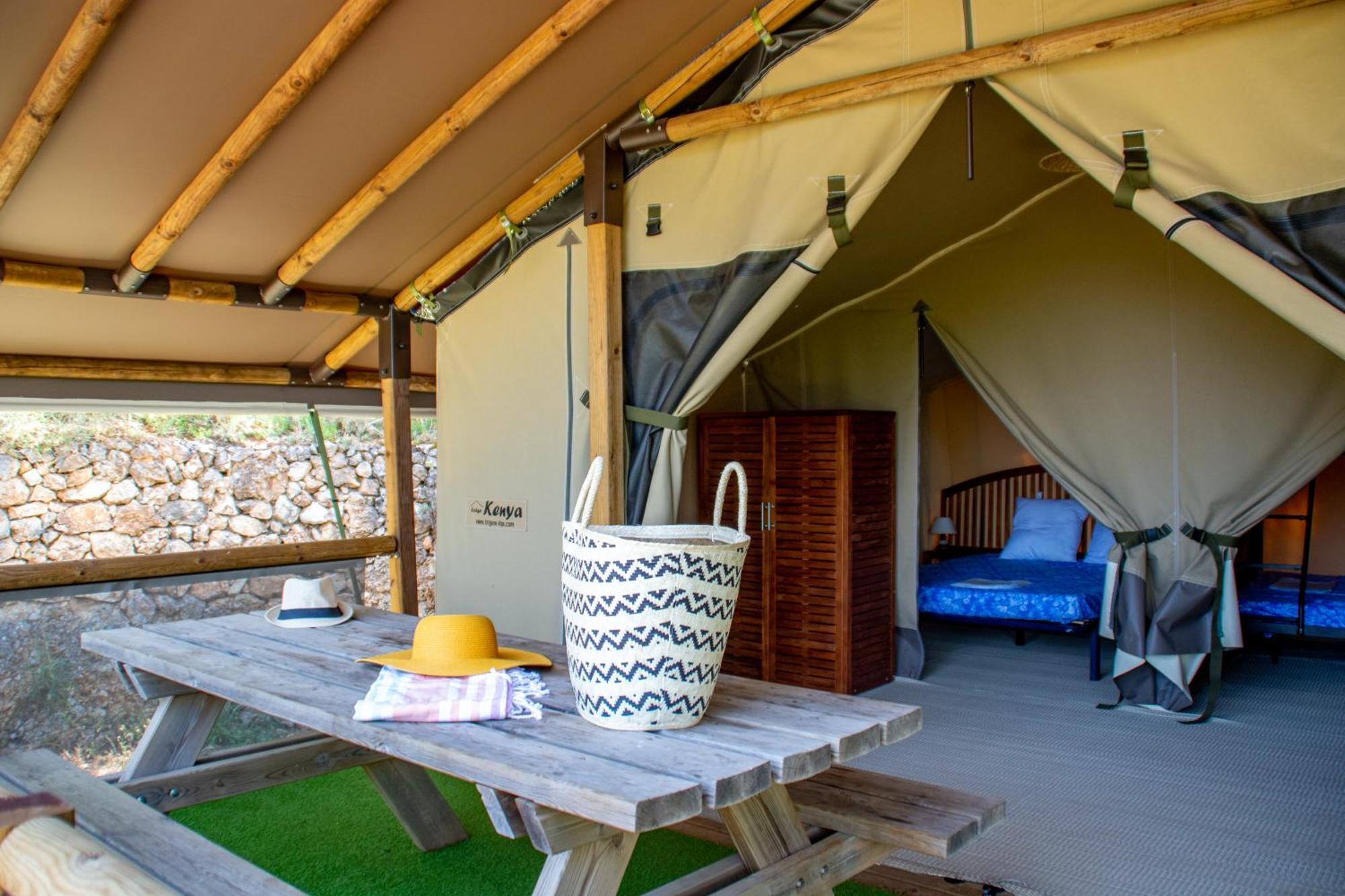 Campasun Camping De L'Aigle Aiguines Εξωτερικό φωτογραφία